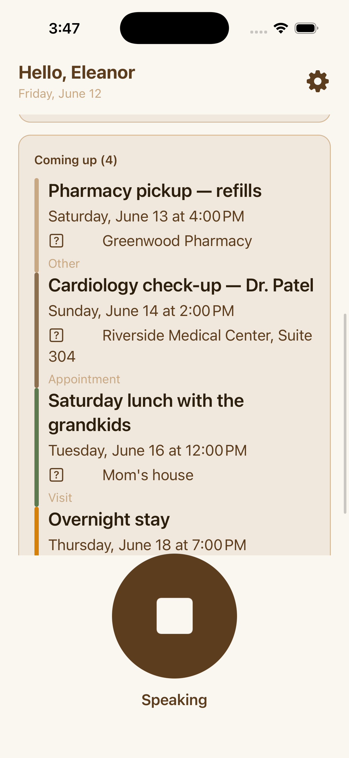KinPresent showing upcoming events including a cardiology check-up and lunch with the grandkids